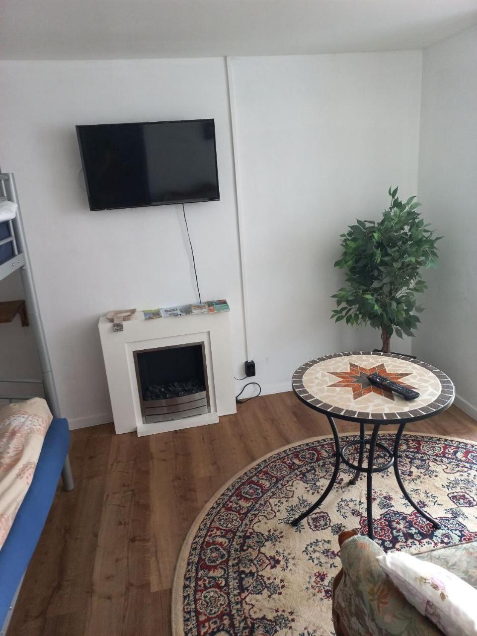 Oppach Bungalow Hugo מראה חיצוני תמונה